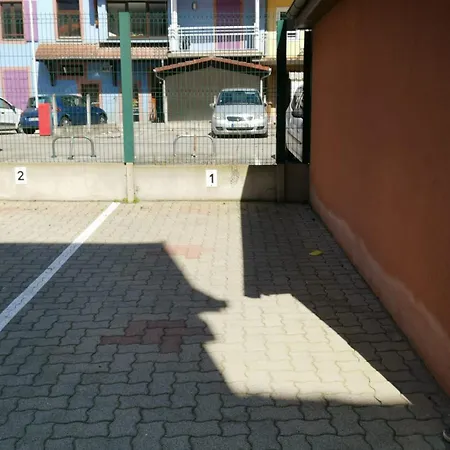 Au Petit Vauban 2 & Parking Apartman *