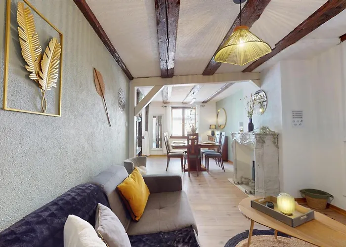 Au Petit Vauban 2 & Parking *